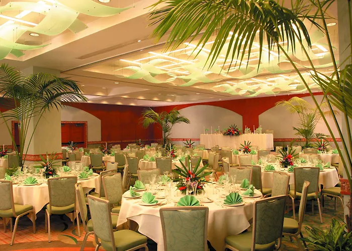 Hilton Waikiki Beach Resort & Spa